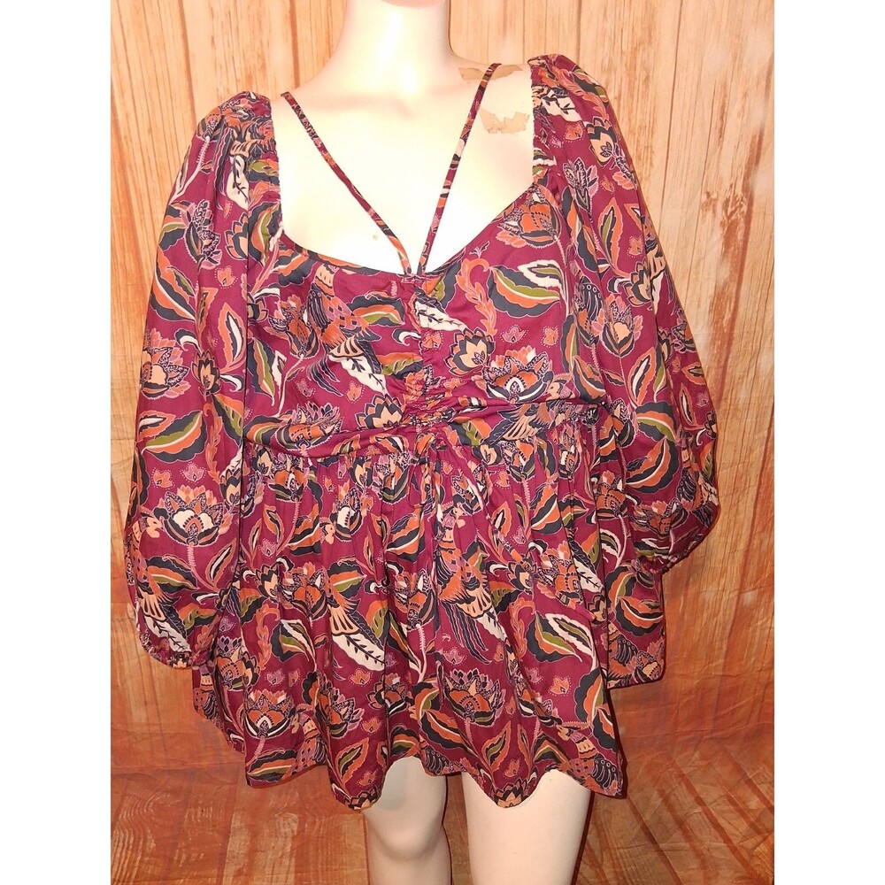 Cato Multicolor Floral Short Sleeve Sweetheart Neck Blouse Sz 18/20W